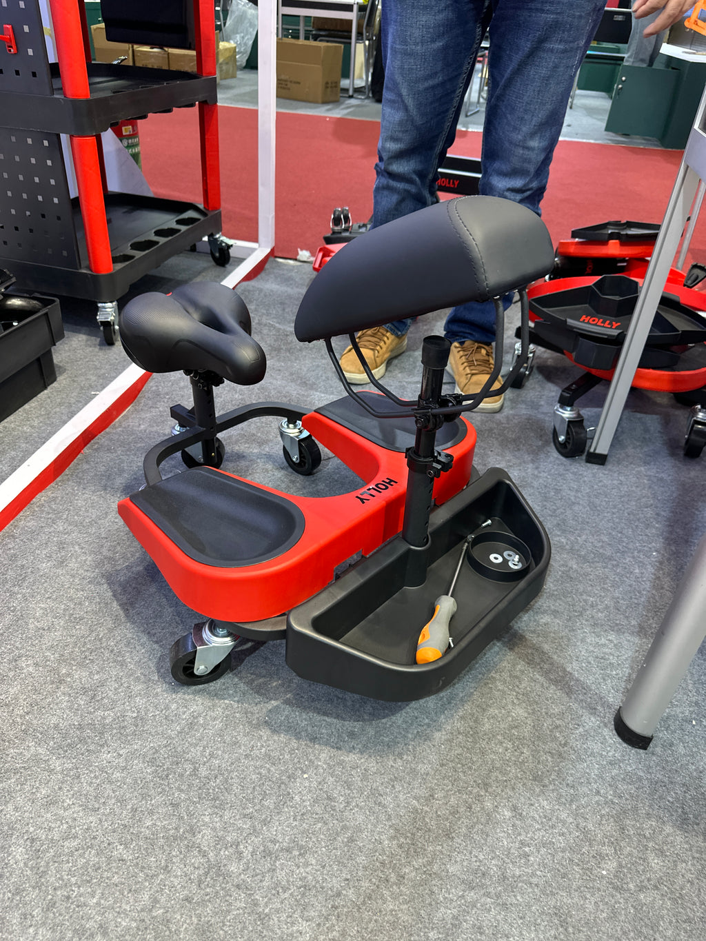 Professional Rolling Work Seat with Backrest – Ideal for Painters, Tilers & Carpenters