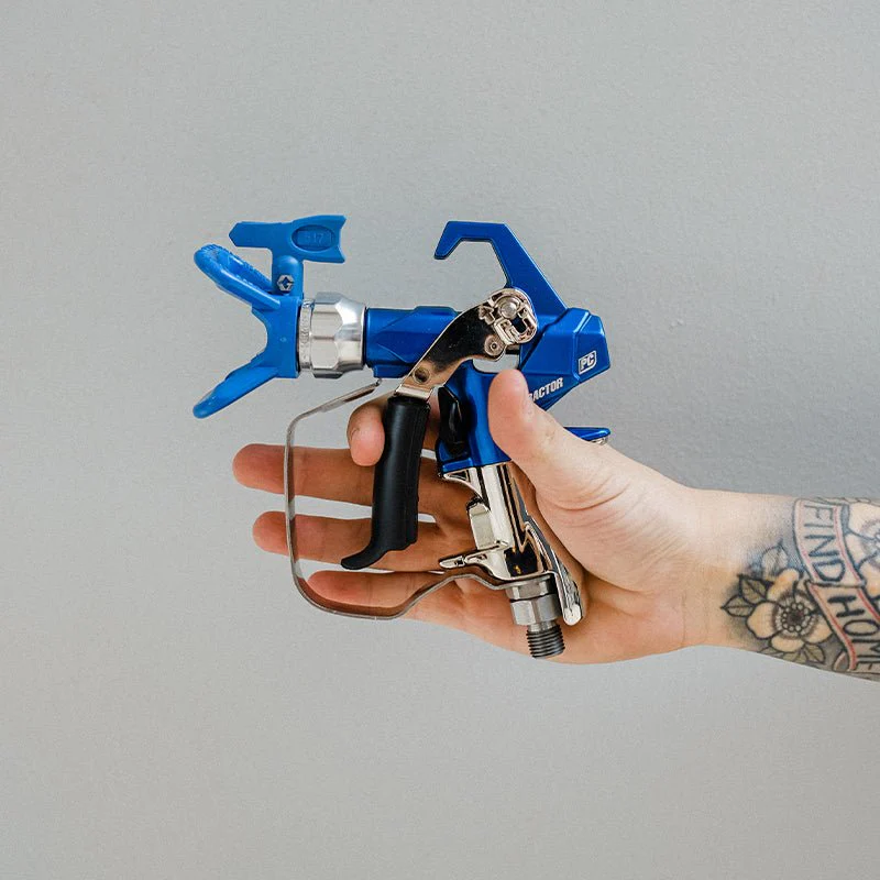 Graco Contractor PC Compact Airless Spray Gun Kit with 4.5ft Whip Hose (19Y446)