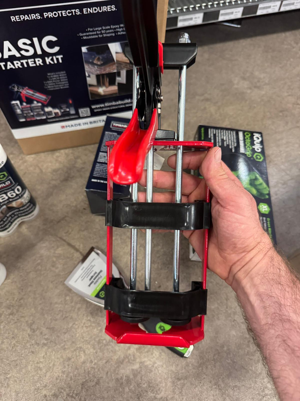 Top view of iQuip Timbabuild manual applicator gun for ERC10 and EHB60 cartridges