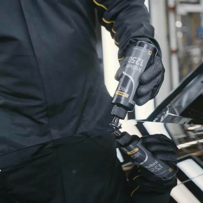 Applying Mirka PRO Iridium 1250 silicone-free compound