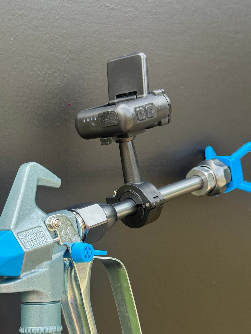 Dans Rechargeable LED Light Accessory for any Graco or Wagner Airless Gun