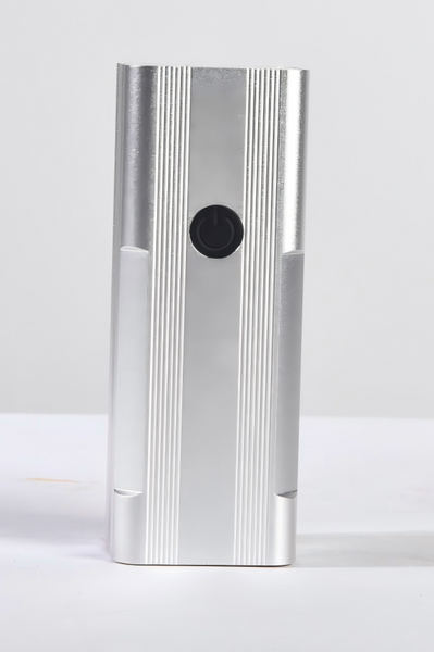 DAN’S Portable LED Inspection Light with Power Bank Function – Professional Paint & Surface Inspection Tool