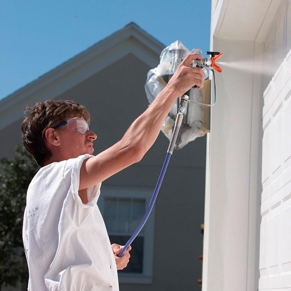 Graco Magnum X5 Electric Airless Paint Sprayer and Pressure Roller - Combo Deal